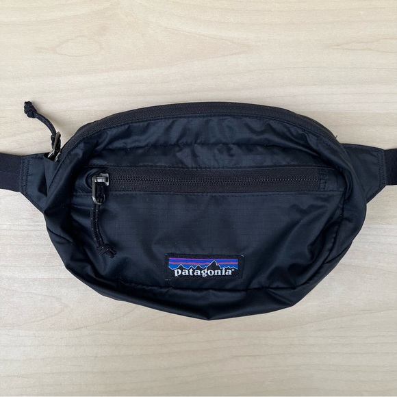 Patagonia Ultralight Black Hole Mini Hip Pack - Picture 1 of 11